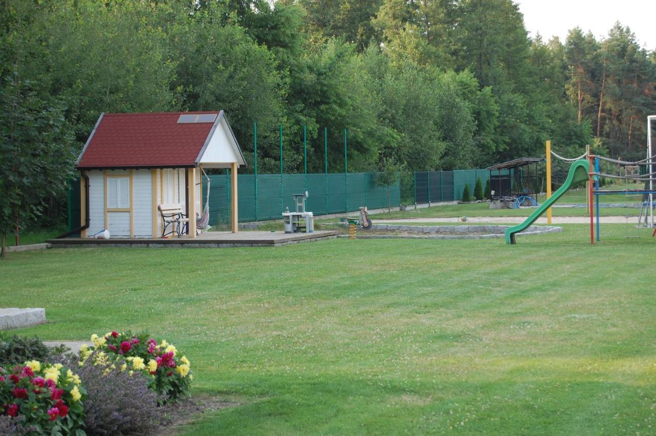 Letnia Oaza "Akacja" Appartement Sobienie Jeziory Buitenkant foto