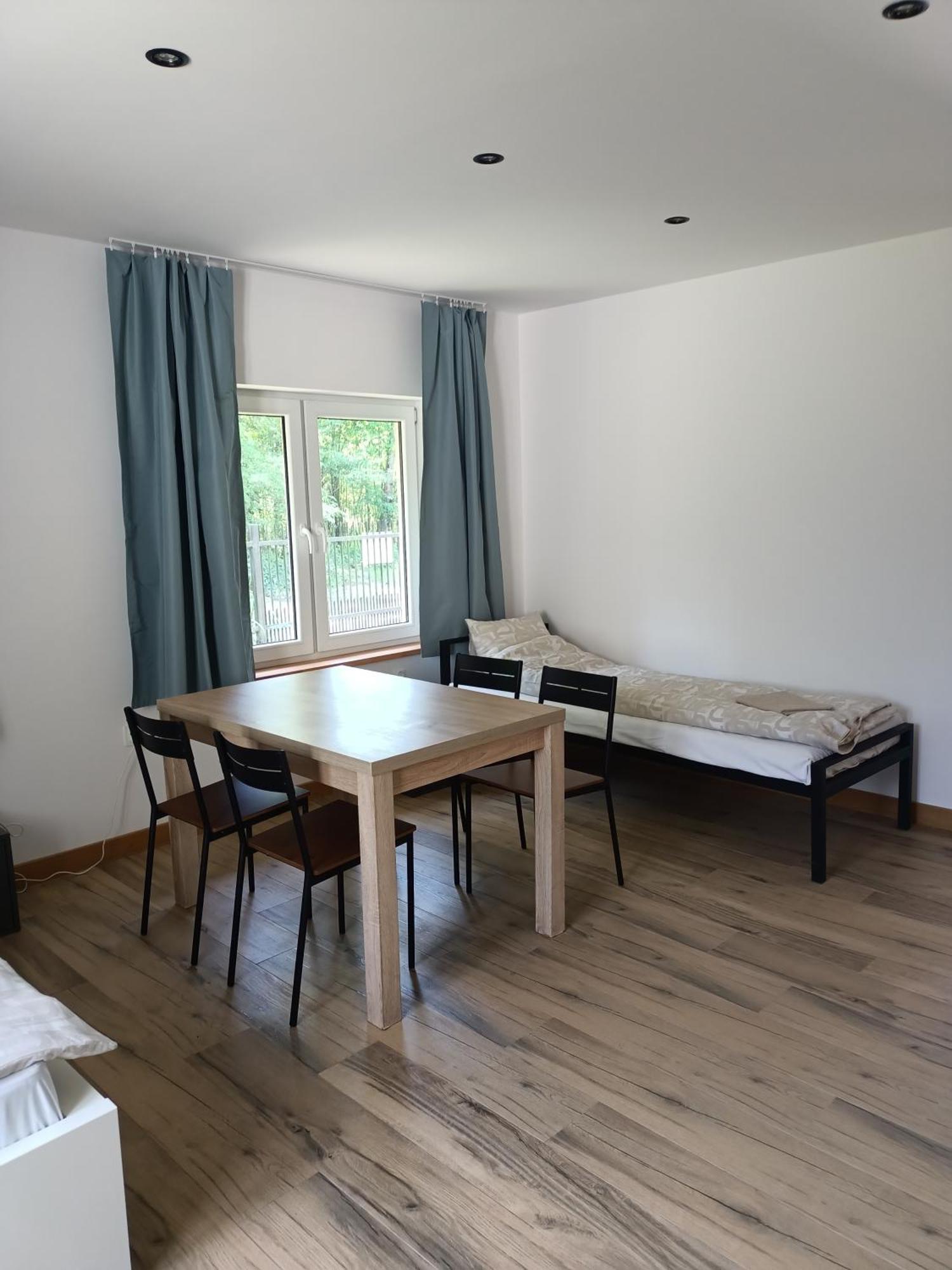 Letnia Oaza "Akacja" Appartement Sobienie Jeziory Buitenkant foto